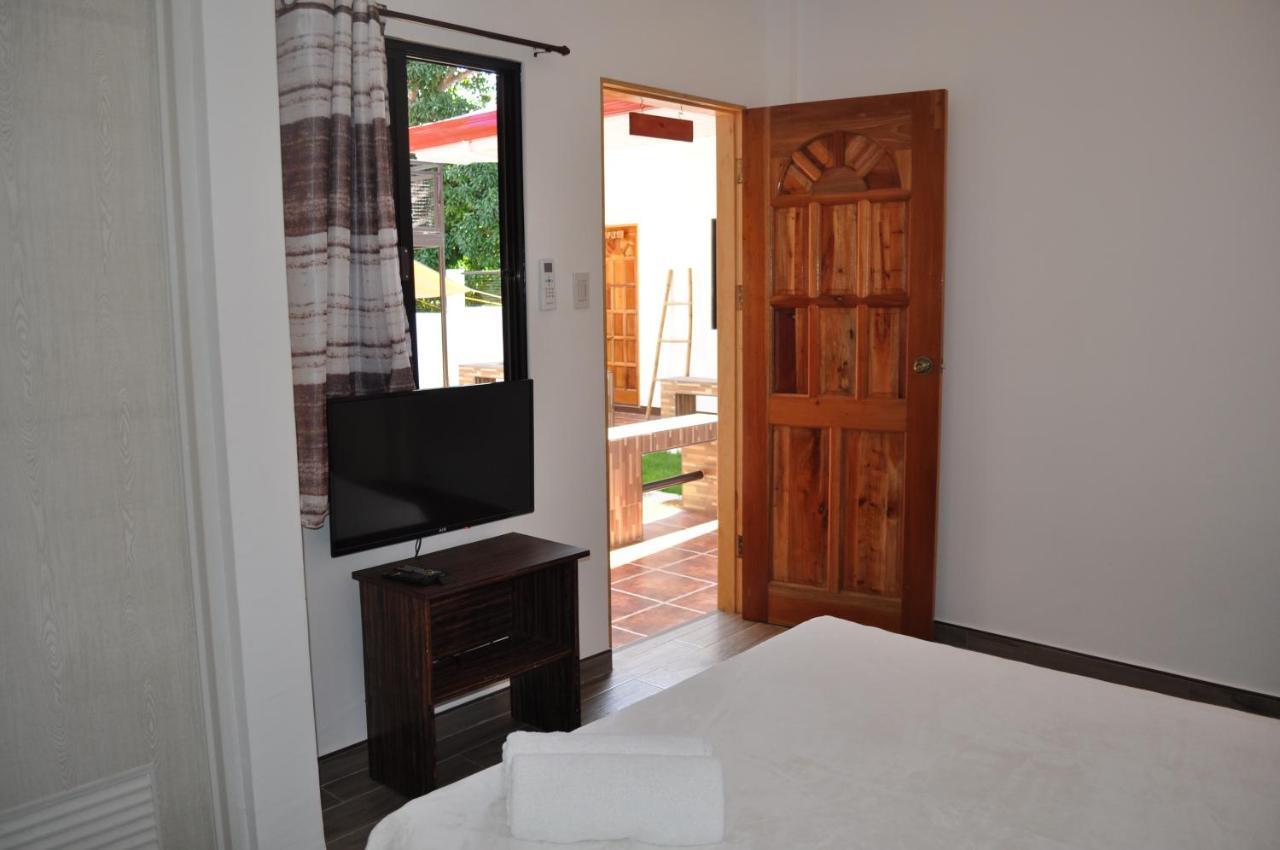 Dauis Casa Mia Inn מראה חיצוני תמונה